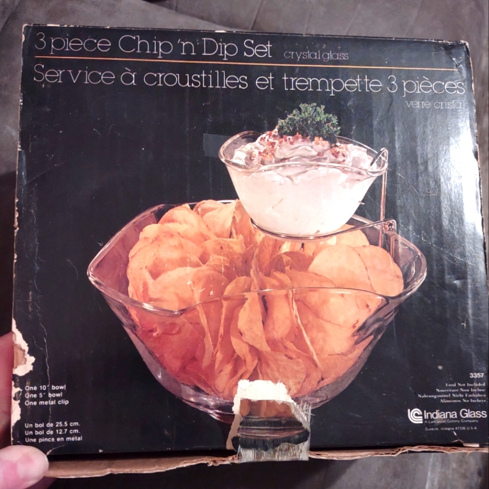 VINTAGE INDIANA GLASS Clear Crystal Glass Chip n Dip Set W/ Box